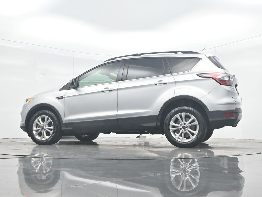 Used 2018 Ford Escape SE AWD/4WD image 45