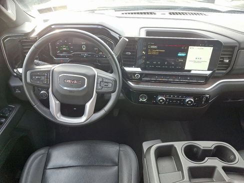 Certified 2024 GMC Sierra 1500 SLT image 12