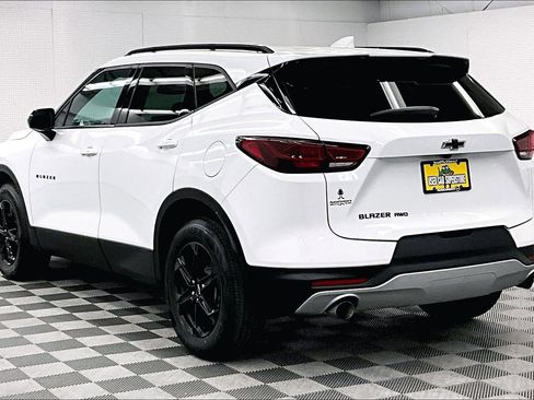 Used 2023 Chevrolet Blazer LT w/ Midnight/Sport Edition AWD/4WD image 3