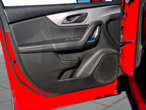 Used 2022 Chevrolet Blazer LT FWD image 22
