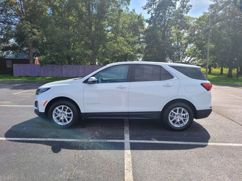 Used 2024 Chevrolet Equinox LT AWD/4WD image 4