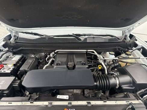 Used 2024 GMC Canyon AT4 w/ AT4 Premium Package image 14