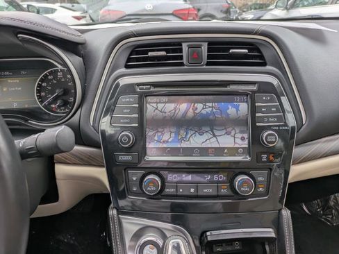 Used 2016 Nissan Maxima Platinum image 8