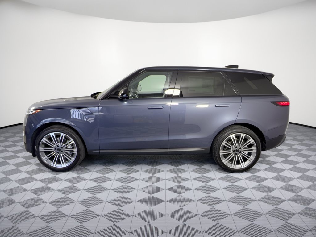 New 2027 Land Rover Range Rover Sport SE AWD/4WD image 2