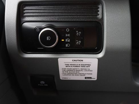 Used 2024 Ford F550 2WD Regular Cab Super Duty image 27