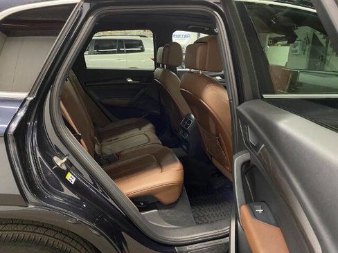 Used 2018 Audi Q5 2.0T Premium Plus w/ Premium Plus Package image 17