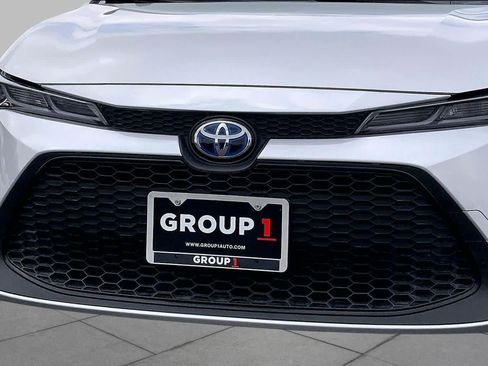 Used 2022 Toyota Corolla LE FWD image 30