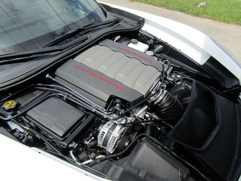 Used 2019 Chevrolet Corvette Grand Sport RWD image 21