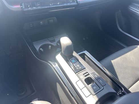 Used 2023 Toyota Prius Prime XSE Premium image 17