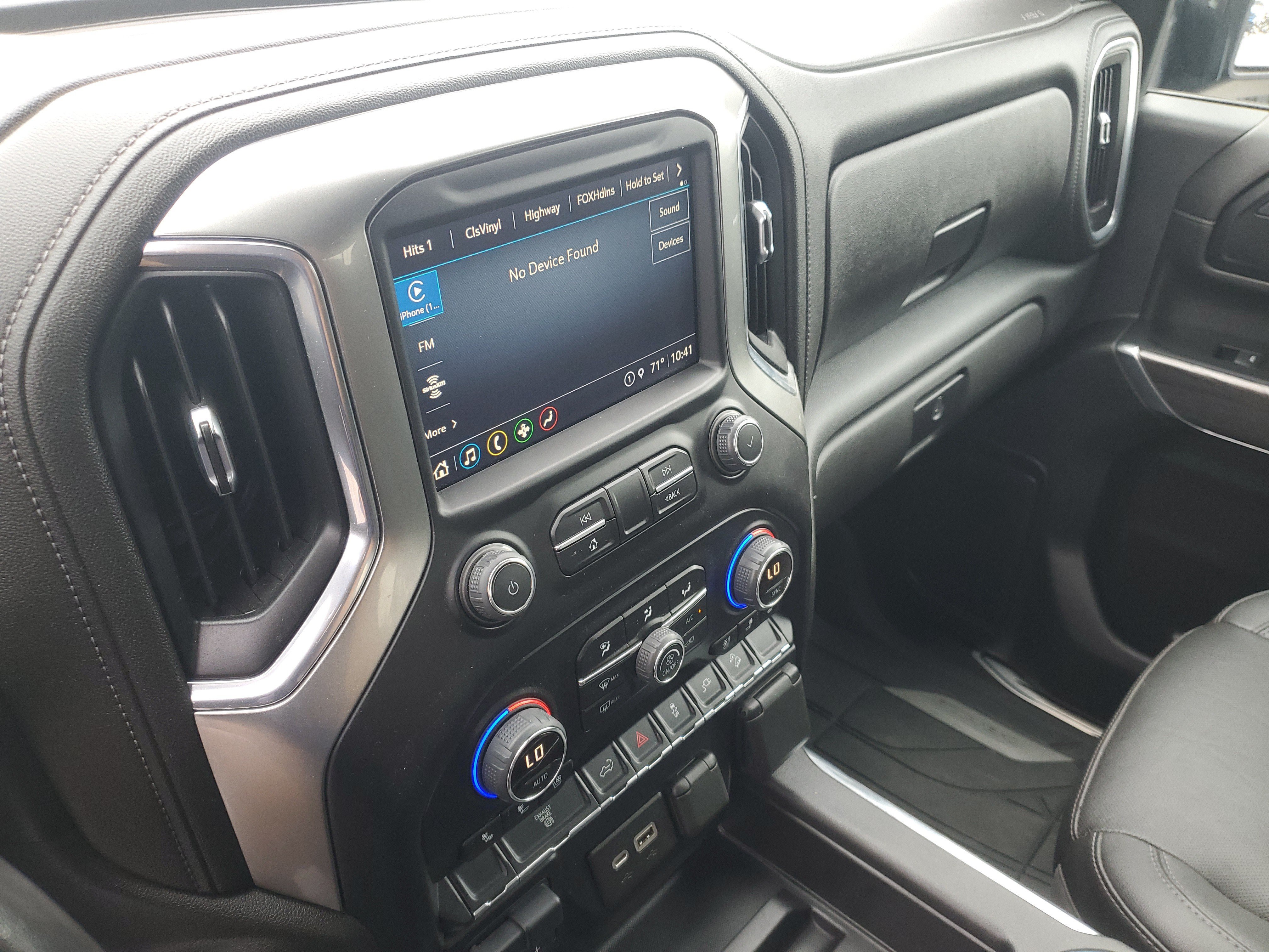 Used 2021 Chevrolet Silverado 2500 LTZ w/ LTZ Convenience Package AWD/4WD image 19