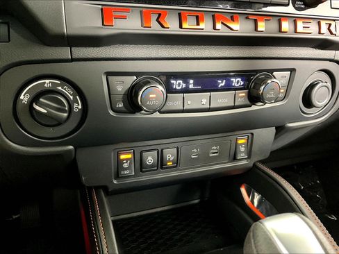 New 2026 Nissan Frontier PRO-4X w/ Pro-4x Convenience Package AWD/4WD image 25