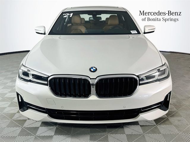 Used 2021 BMW 530i xDrive w/ Convenience Package AWD/4WD image 2