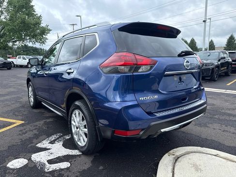 Used 2020 Nissan Rogue SV AWD/4WD image 6
