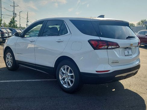 Used 2022 Chevrolet Equinox LT FWD image 4