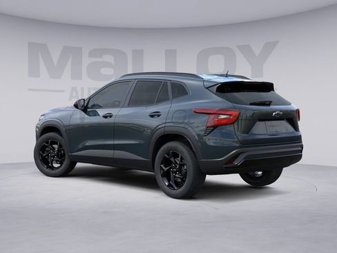 New 2026 Chevrolet Trax LT w/ Driver Confidence Package FWD image 4