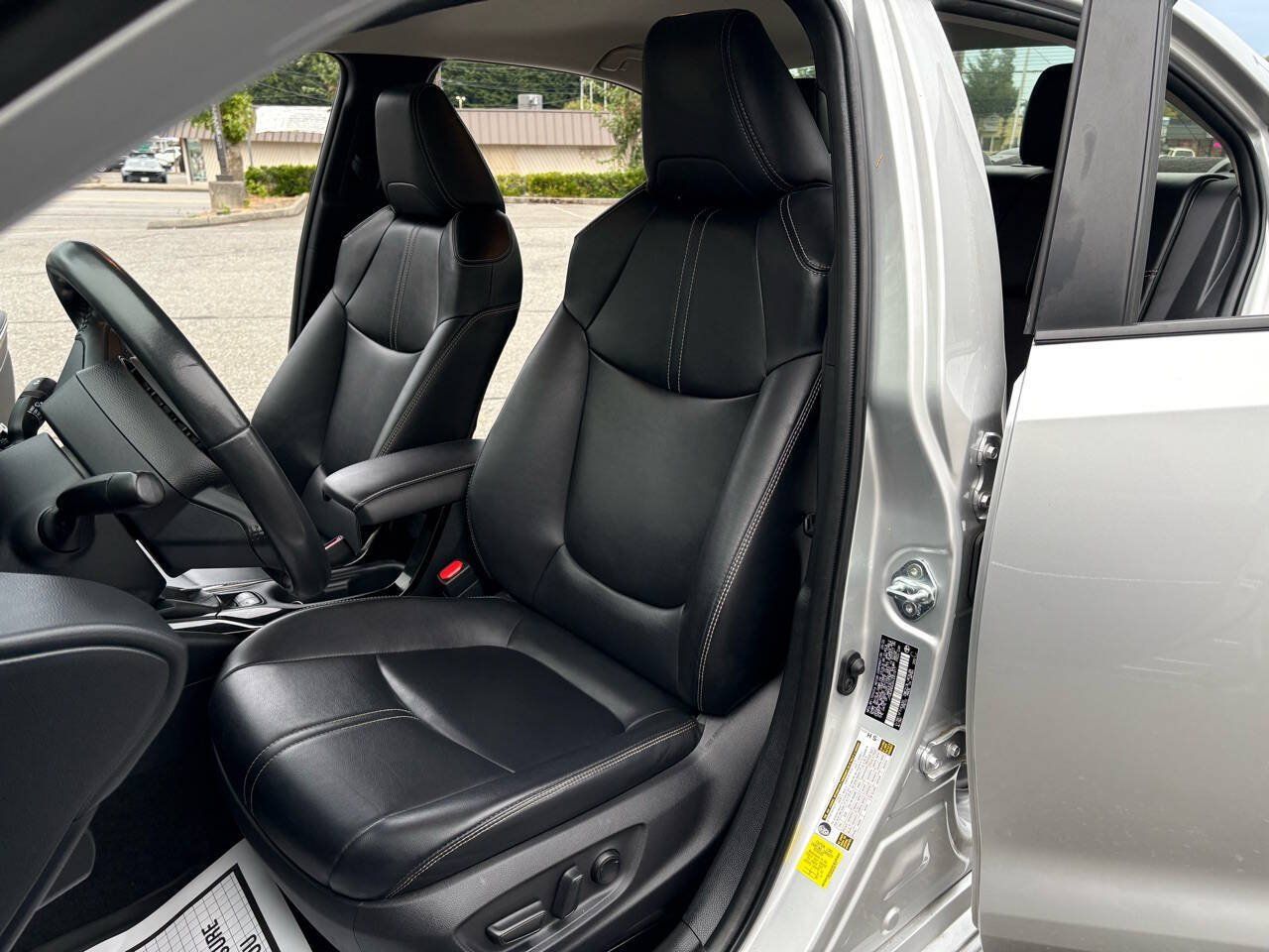 Used 2022 Toyota Corolla LE w/ Premium Interior Package FWD image 14