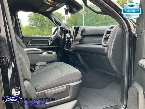 Used 2025 RAM 2500 Big Horn AWD/4WD image 18