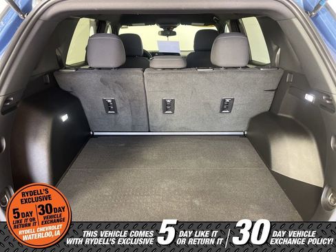 Certified 2025 Chevrolet Equinox LT w/ LPO, Floor Liner Package image 26