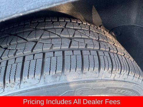 Used 2023 Toyota RAV4 XLE Premium FWD image 15