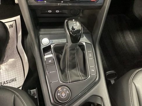 Certified 2024 Volkswagen Tiguan SE R-Line image 13