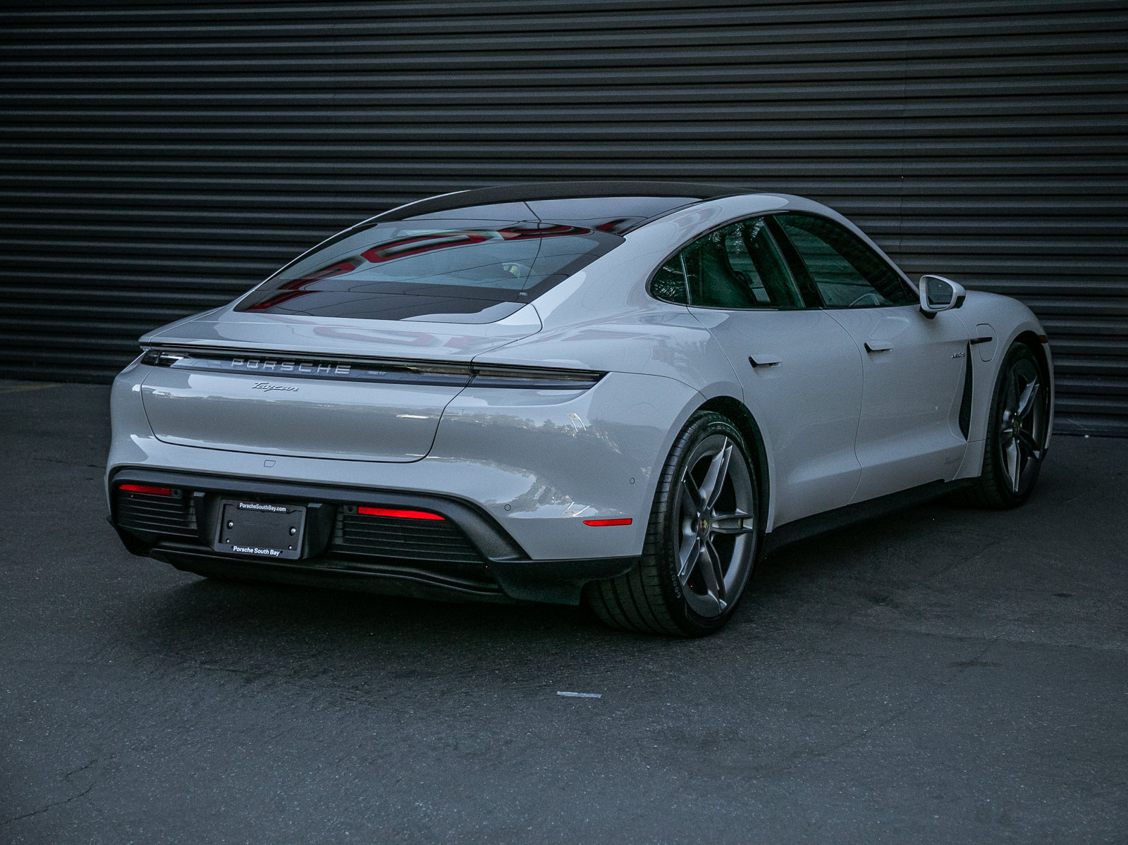 Certified 2025 Porsche Taycan RWD image 10