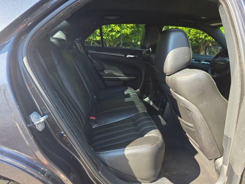 Used 2019 Chrysler 300 S RWD image 31