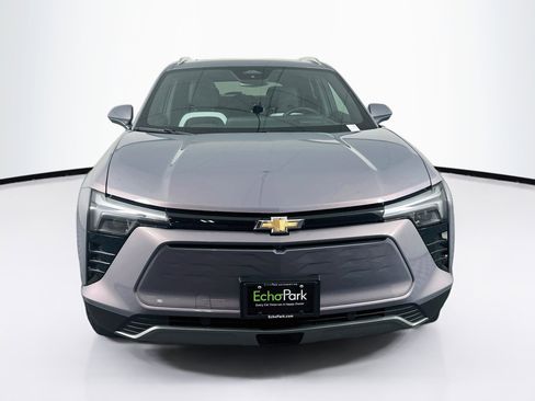 Used 2024 Chevrolet Blazer EV LT AWD/4WD image 2