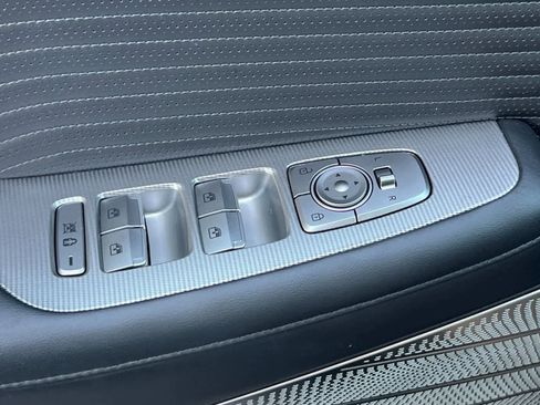 Used 2023 Hyundai Palisade Calligraphy image 14