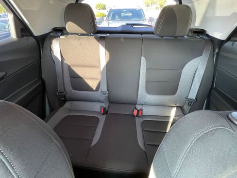 Used 2025 Chevrolet TrailBlazer LT image 36