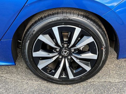 Used 2022 Honda Civic EX image 14