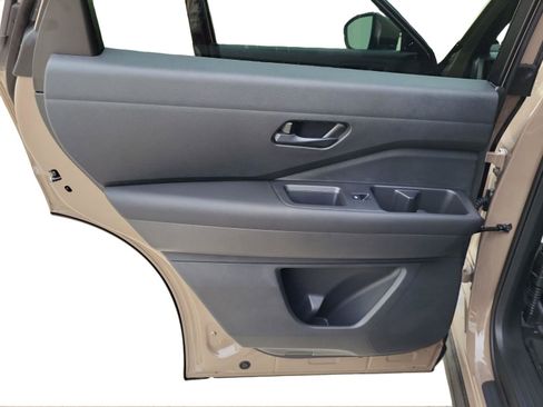 Used 2024 Nissan Pathfinder Rock Creek image 15