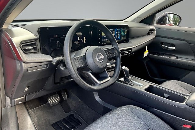 Used 2026 Nissan Kicks SV FWD image 16