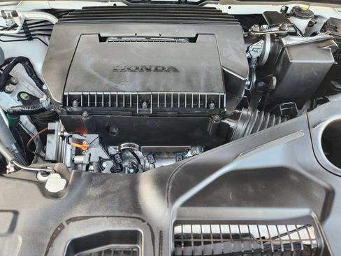 Used 2025 Honda Pilot EX-L image 32