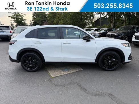 Used 2026 Honda HR-V Sport image 11