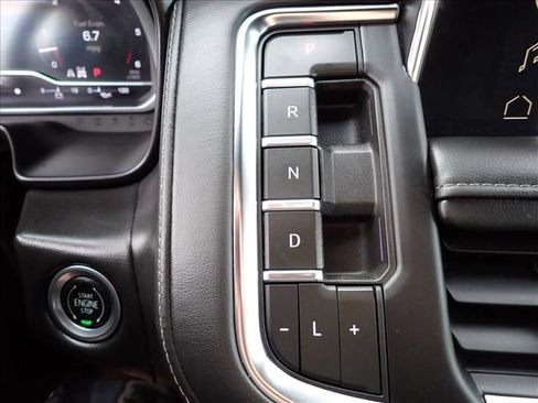 Used 2023 GMC Yukon SLE image 21