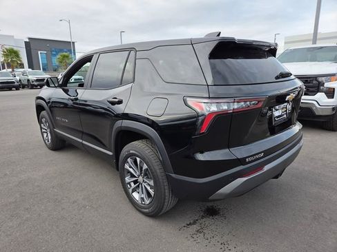 New 2026 Chevrolet Equinox LT image 3