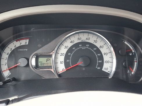 Used 2011 Toyota Sienna SE image 21