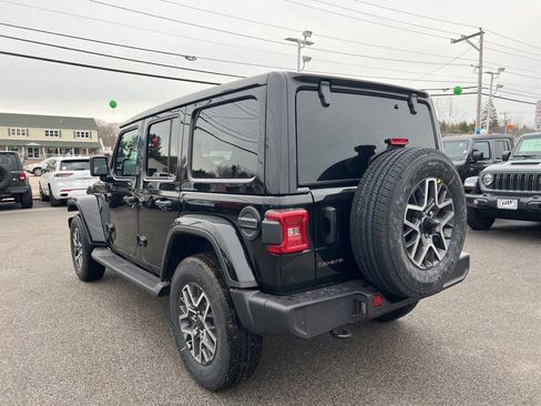 New 2026 Jeep Wrangler Sahara image 5