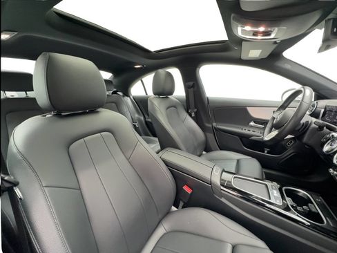 Used 2025 Mercedes-Benz CLA 250 4MATIC image 30
