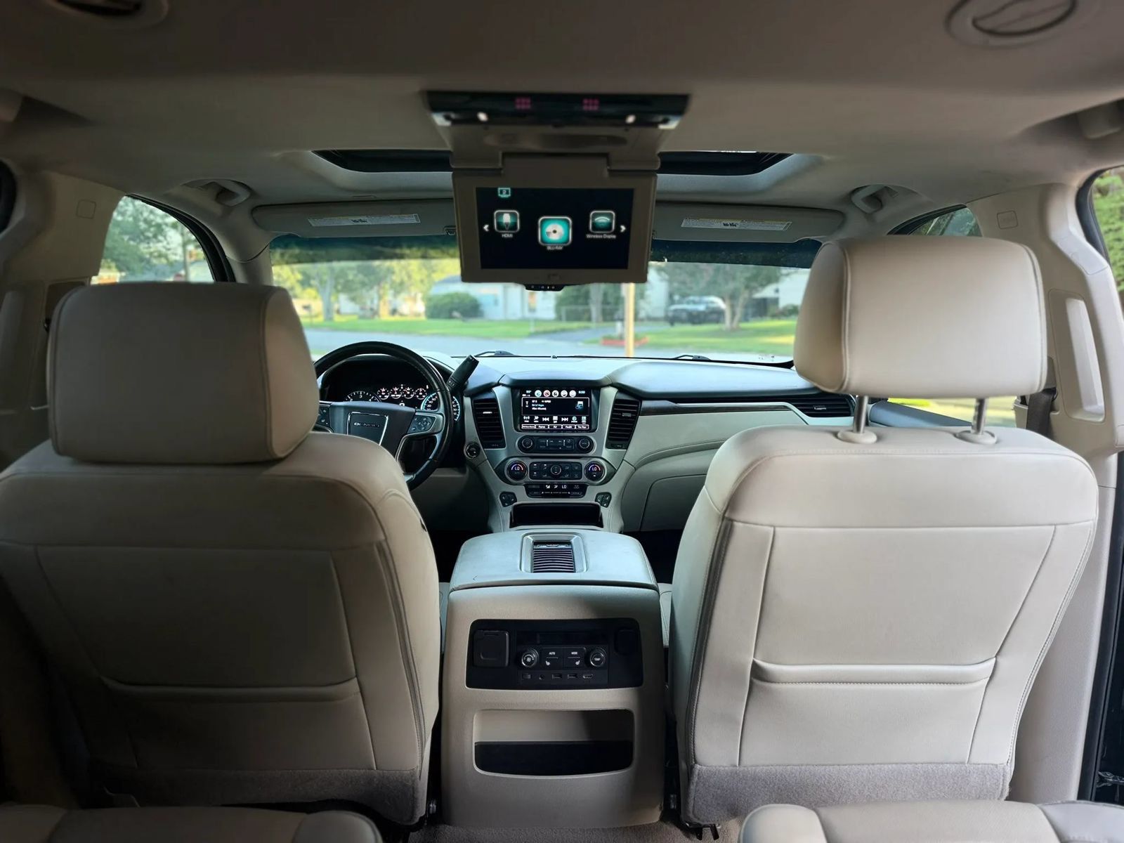 Used 2019 GMC Yukon Denali w/ Denali Ultimate Package RWD image 15