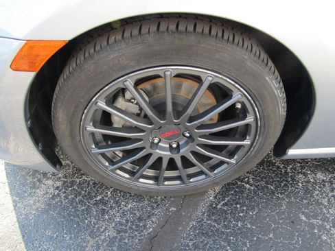 Used 2018 Toyota 86 image 6