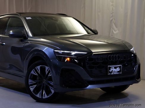 Used 2025 Audi Q8 Premium Plus image 2