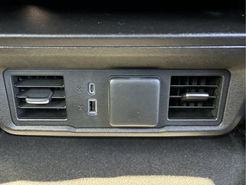 Certified 2022 Chevrolet Silverado 1500 LT AWD/4WD image 26