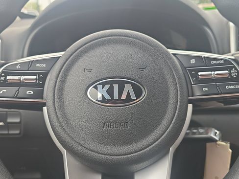 Used 2020 Kia Sportage LX FWD image 13