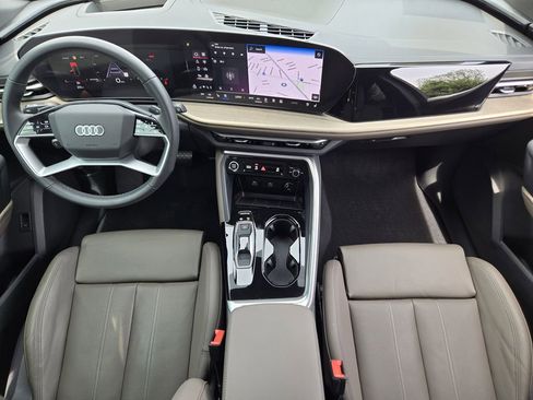 Certified 2025 Audi Q5 Premium Plus w/ Premium Plus image 34