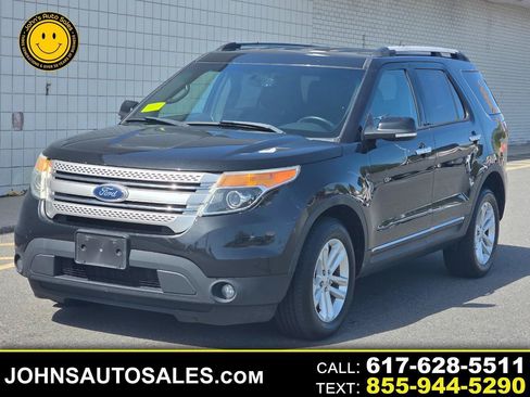 Used 2015 Ford Explorer XLT w/ Equipment Group 202B AWD/4WD image 1