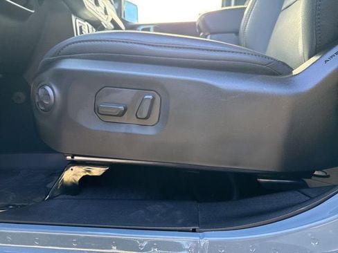 New 2026 Jeep Wrangler Unlimited Sahara image 9