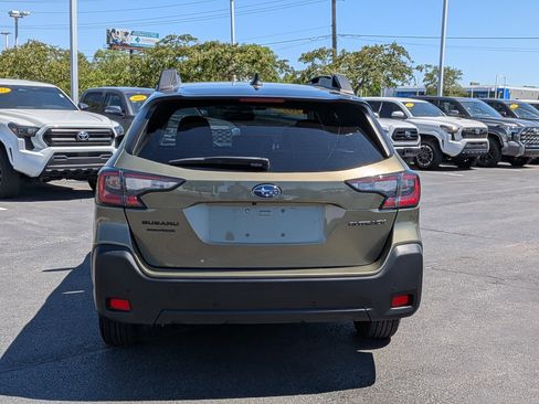 Used 2025 Subaru Outback Onyx Edition AWD/4WD image 7
