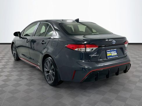 Used 2023 Toyota Corolla SE w/ SE Package AWD/4WD image 5