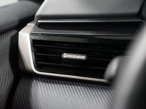 Certified 2025 Toyota Camry SE image 25